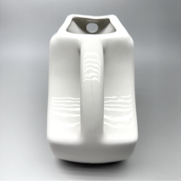 Vintage Feltman Langer USA Pottery
MCM White Ceramic Circle Pitcher - Picture 7 of 14